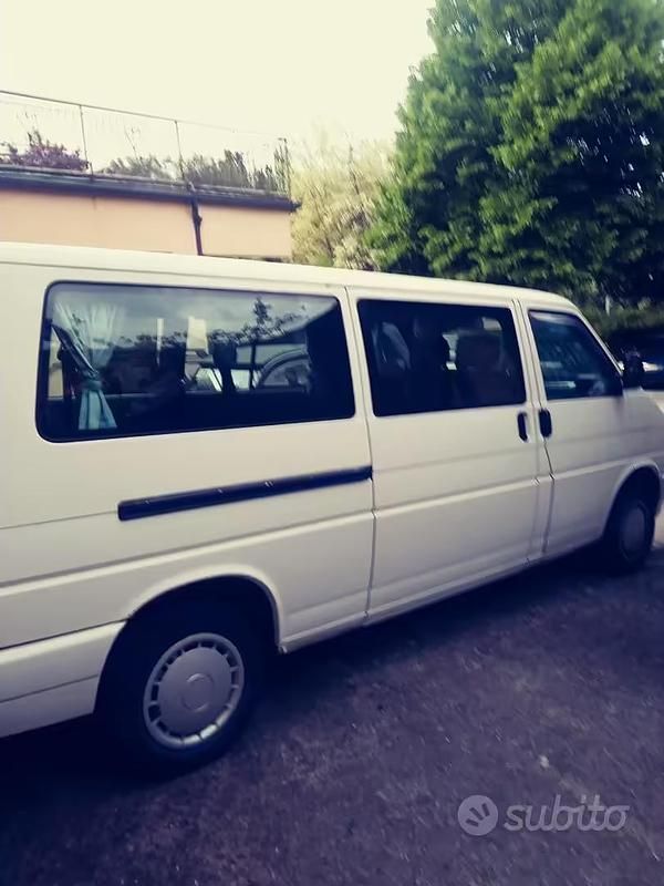 Usata VW Caravelle 1993 Furgone
