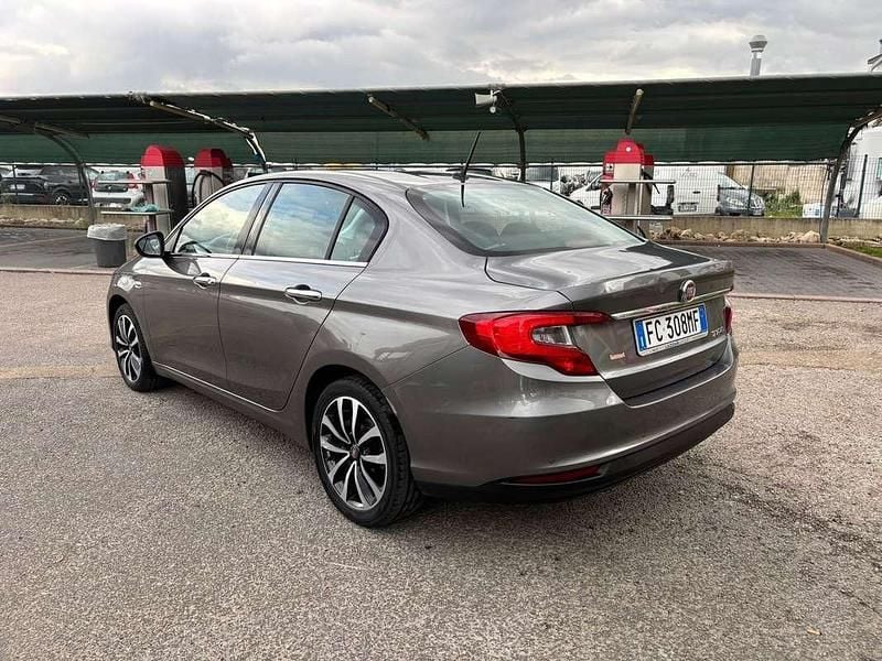 Usata Fiat Tipo Lounge 120 CV (88 kW) 2016 Berlina