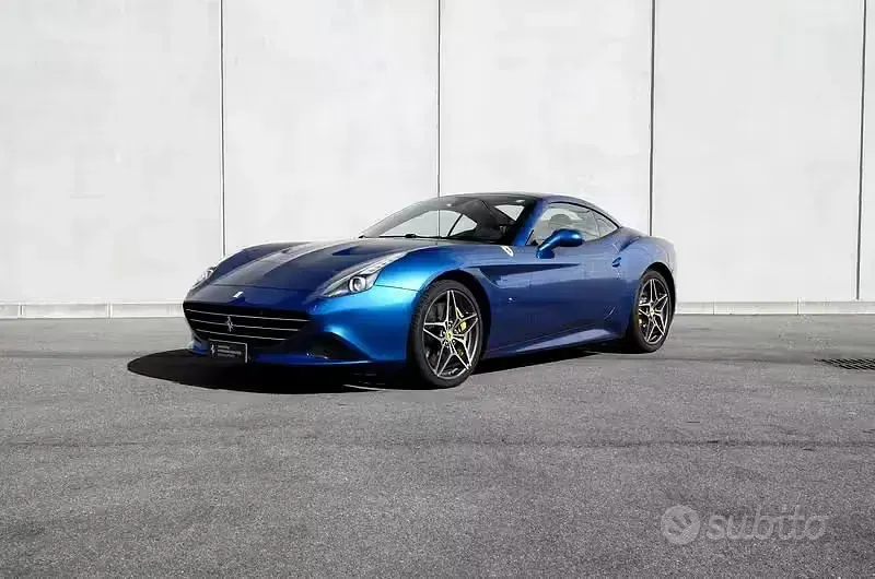 Usata Ferrari California 560 CV (411 kW) 2014 Blu Cabrio