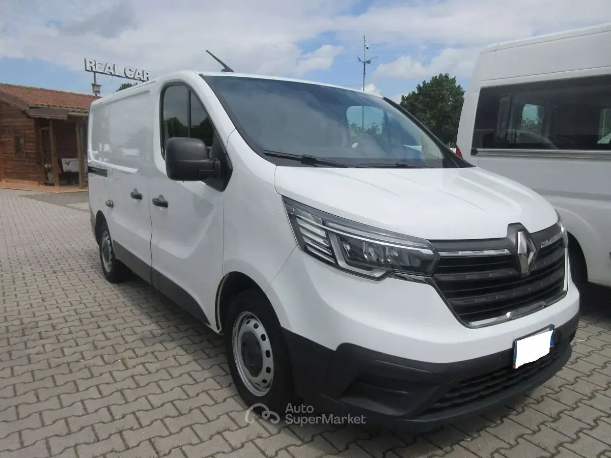 Begagnad Renault Trafic 110 HK (80 kW) 2022 Vit