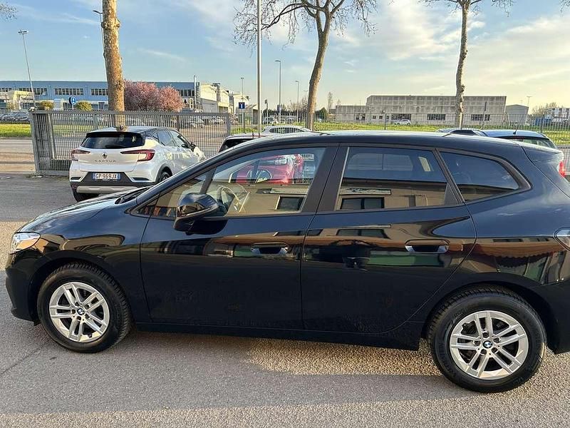 Usata BMW 218 Active Tourer Luxury Line 150 CV (110 kW) 2023 Monovolume