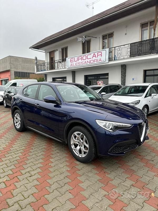 Usata Alfa Romeo Stelvio Business 160 CV (117 kW) 2020 Blu SUV