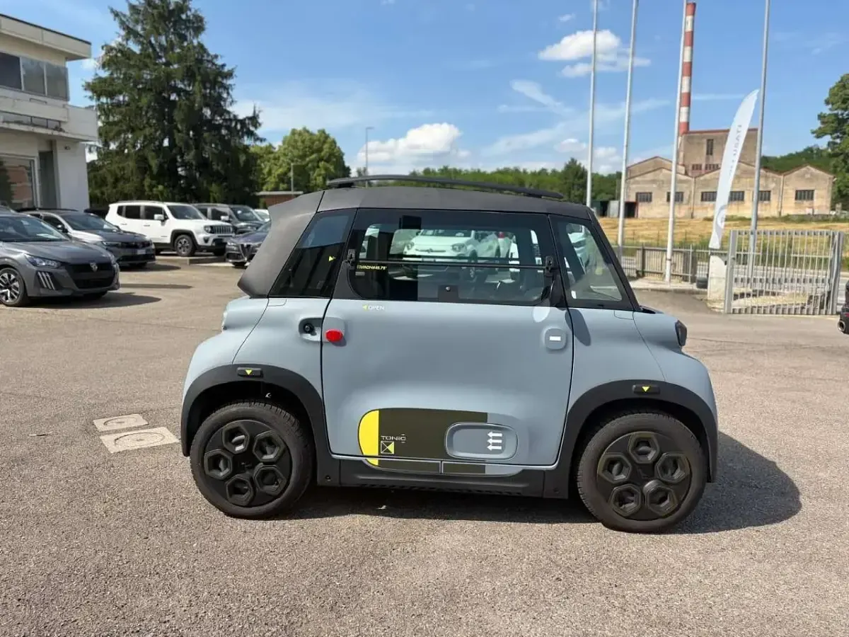 Usata Citroën AMI 2023 Grigio Berlina