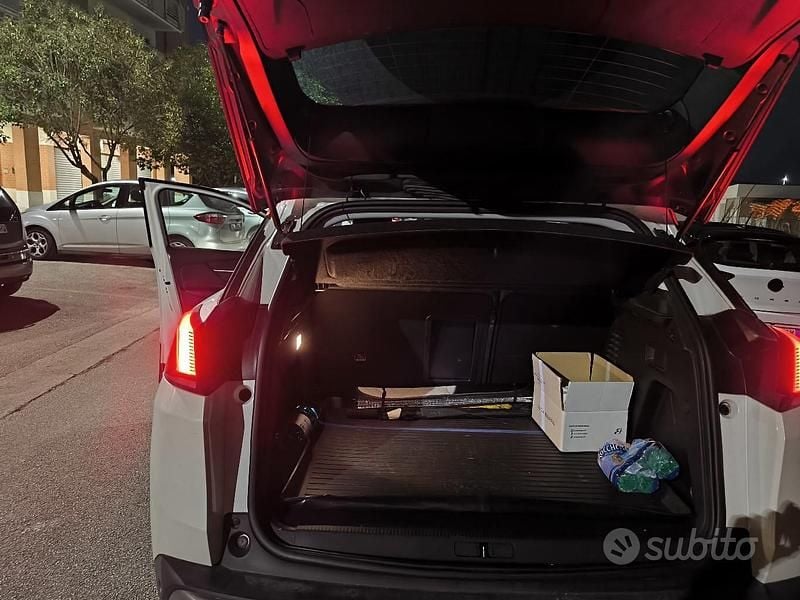 Usata Peugeot 3008 2018 Bianco SUV