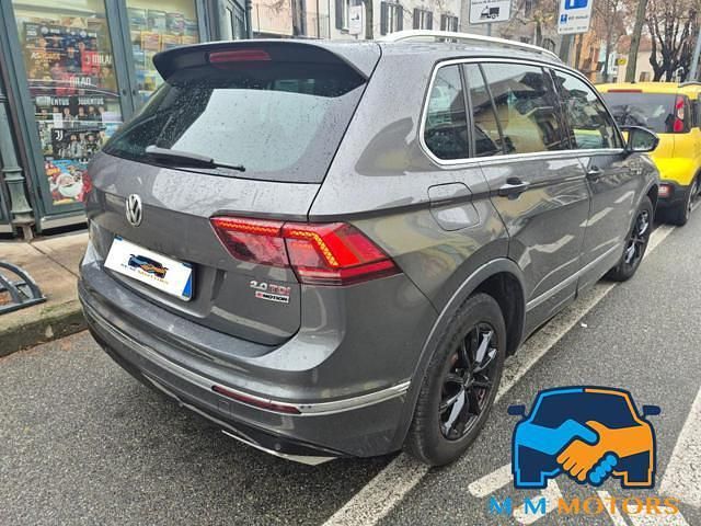 Usata VW Tiguan R-line 240 CV (176 kW) 2017 Grigio SUV