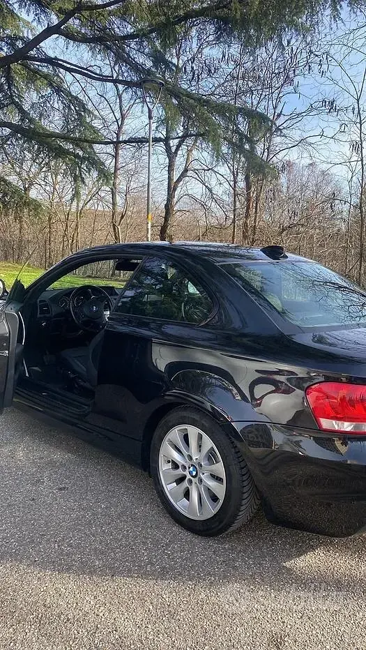 Usata BMW 120 Coupé 177 CV (130 kW) 2011 Nero Coupé