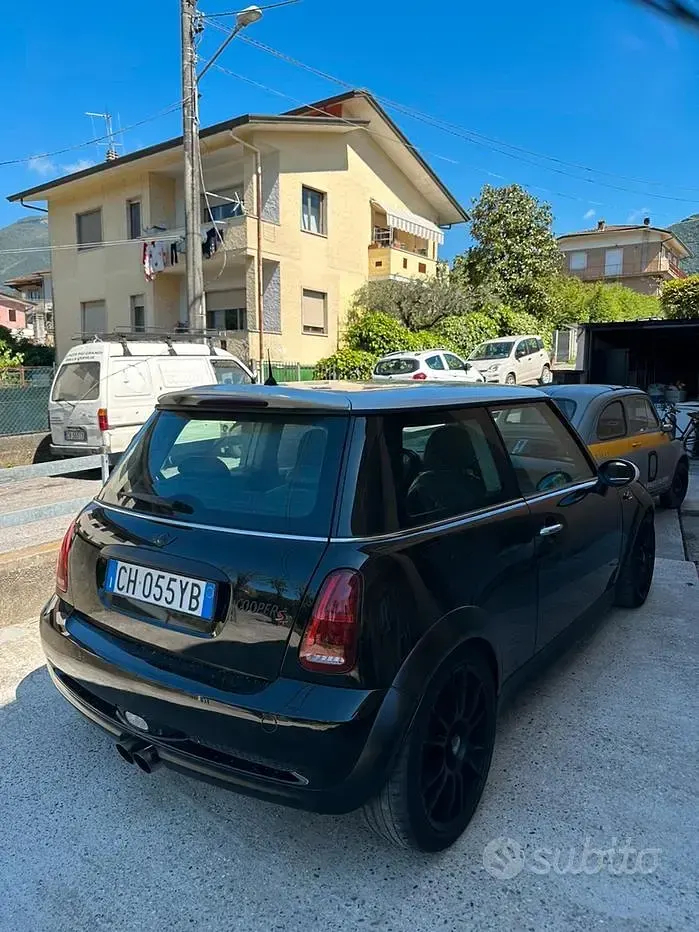 Usata Mini Cooper S 163 CV (119 kW) 2003 Nero Utilitaria