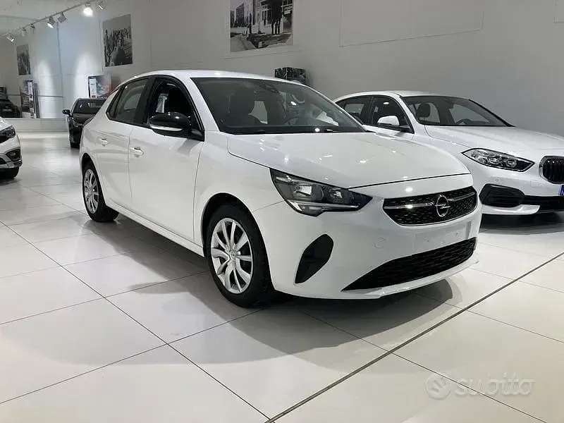 Usata Opel Corsa Edition 101 CV (74 kW) 2023 Bianco Utilitaria