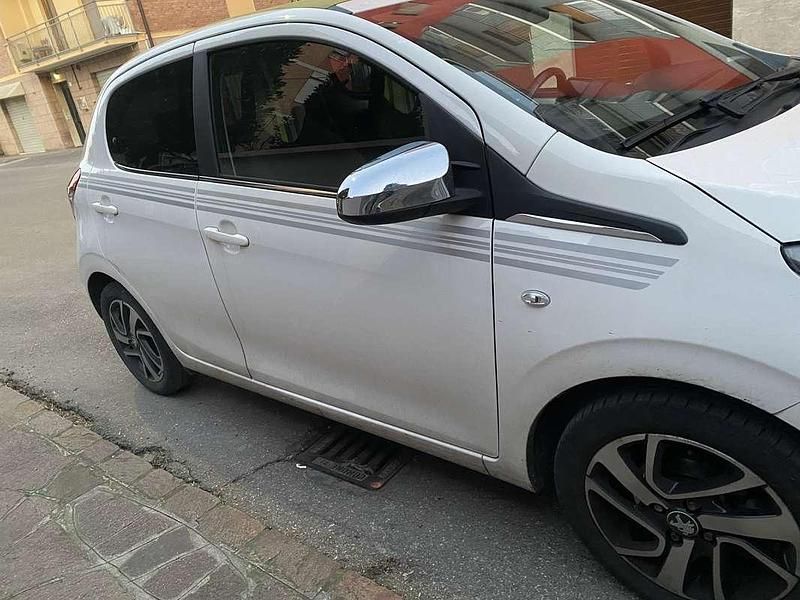 Usata Peugeot 108 Collection 72 CV (52 kW) 2019 Utilitaria