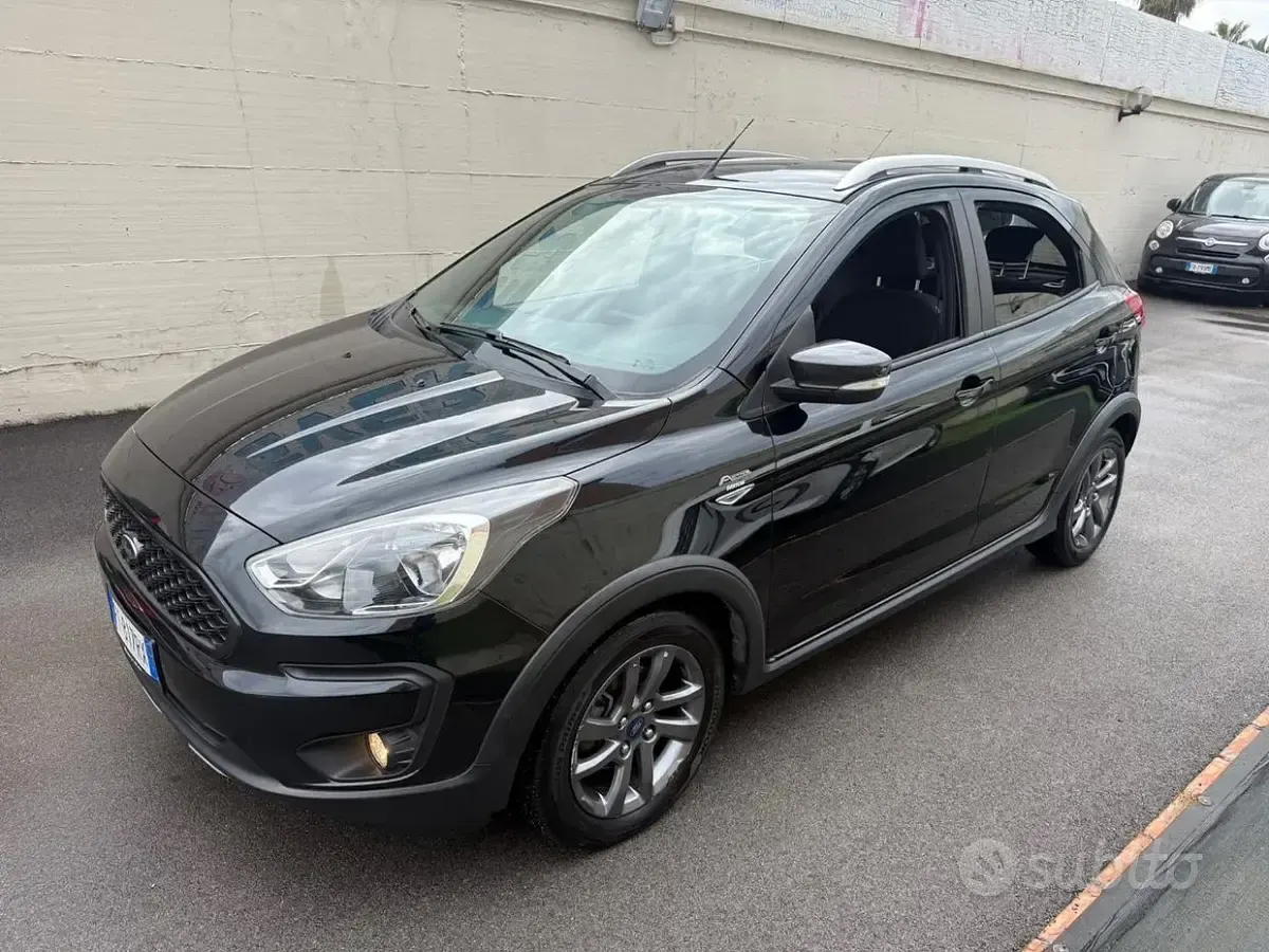 Usata Ford Ka Plus Active 86 CV (63 kW) 2019 Nero Utilitaria