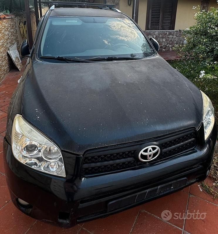 Usata Toyota RAV4 136 CV (100 kW) 2007 Nero SUV