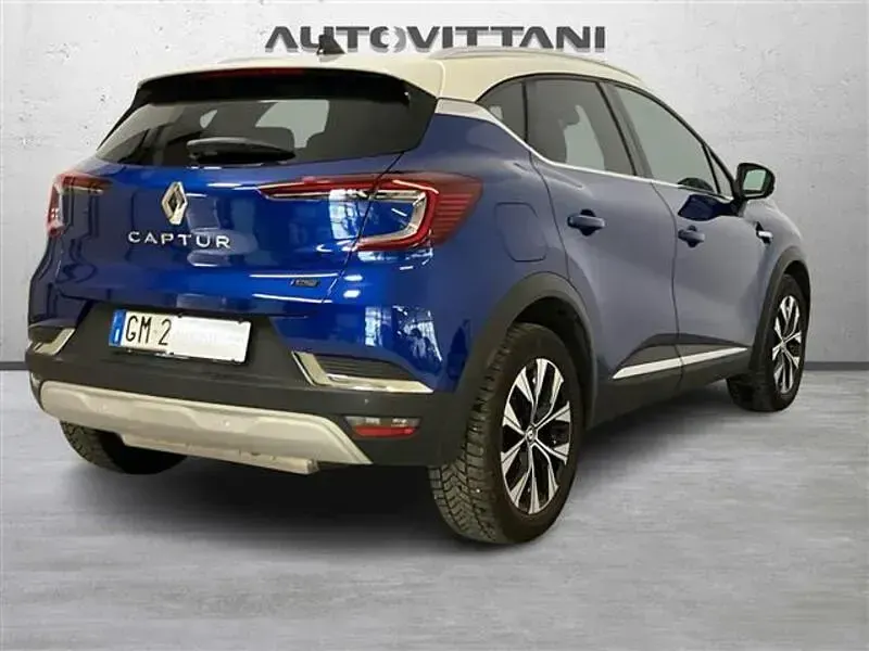 Usata Renault Captur Techno 160 CV (117 kW) 2023 Blu SUV