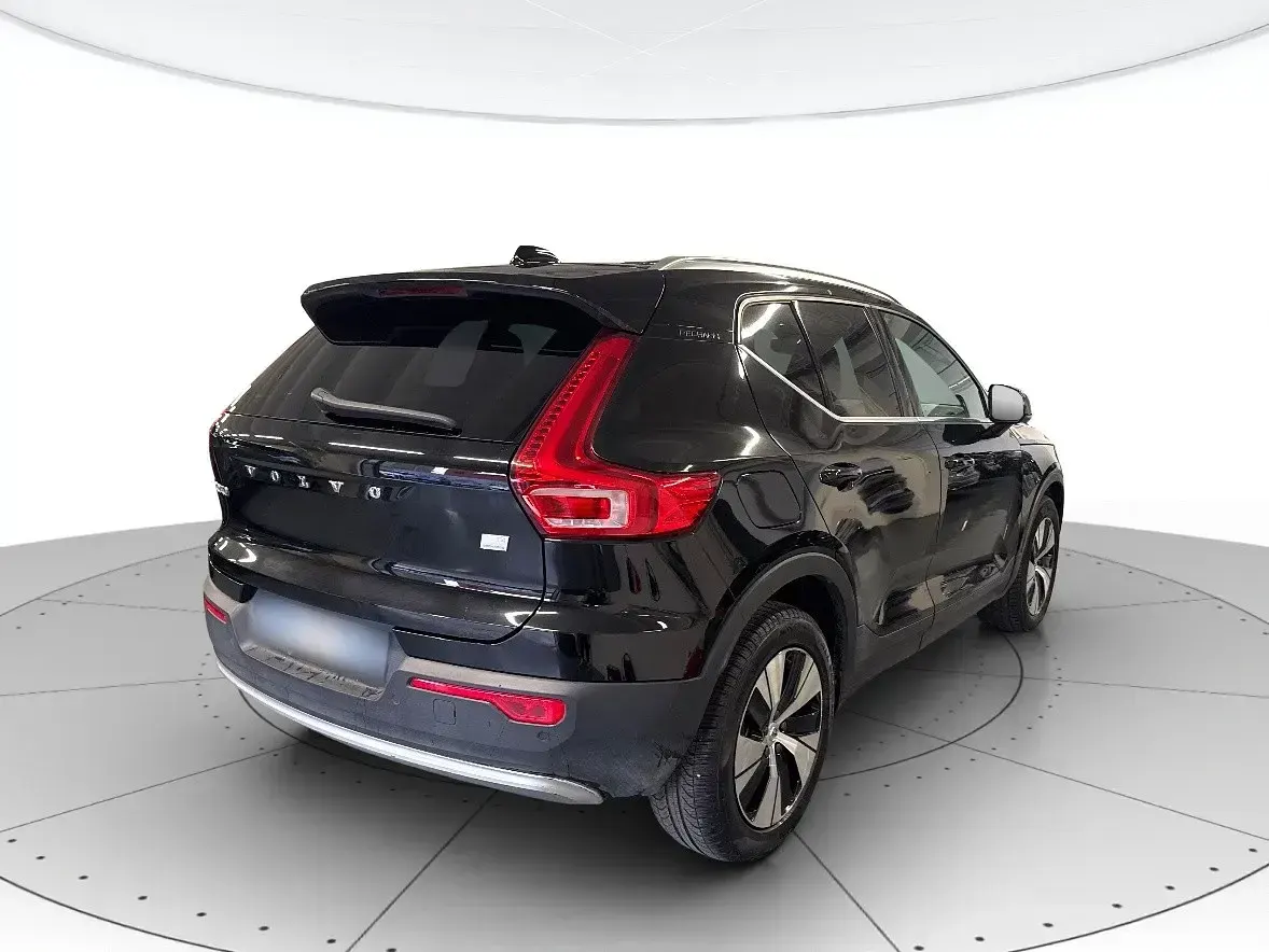Usata Volvo XC40 Core 129 CV (94 kW) 2022 Nero SUV