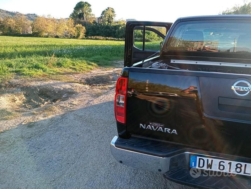 Usata Nissan Navara XE 171 CV (125 kW) 2009 Nero Pick-up