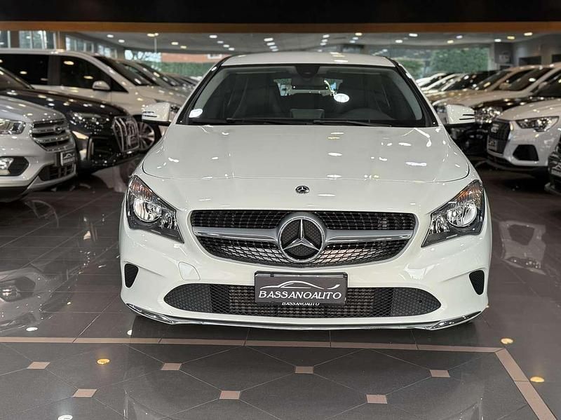 Usata Mercedes CLA200 Shooting Brake 136 CV (100 kW) 2017 Bianco Station wagon