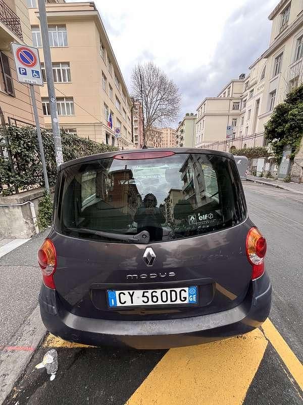Usata Renault Modus 75 CV (55 kW) 2004 Monovolume