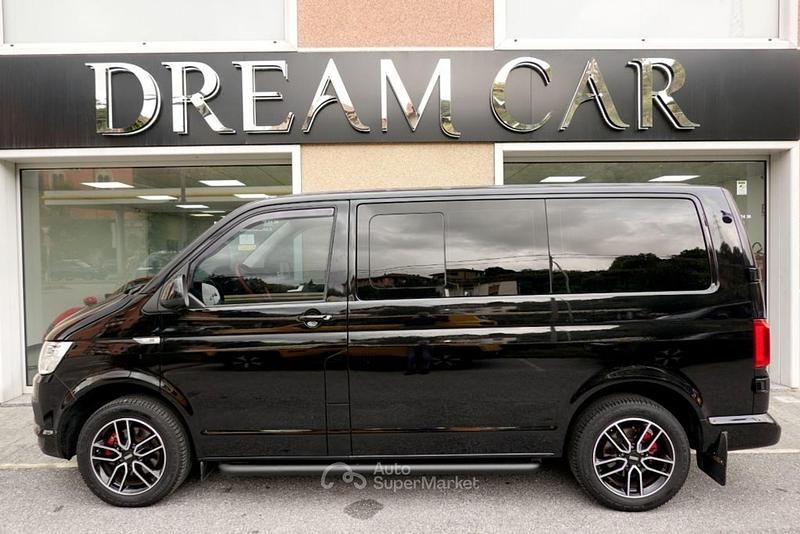 Usata VW Transporter 150 CV (110 kW) 2016 Nero Furgone