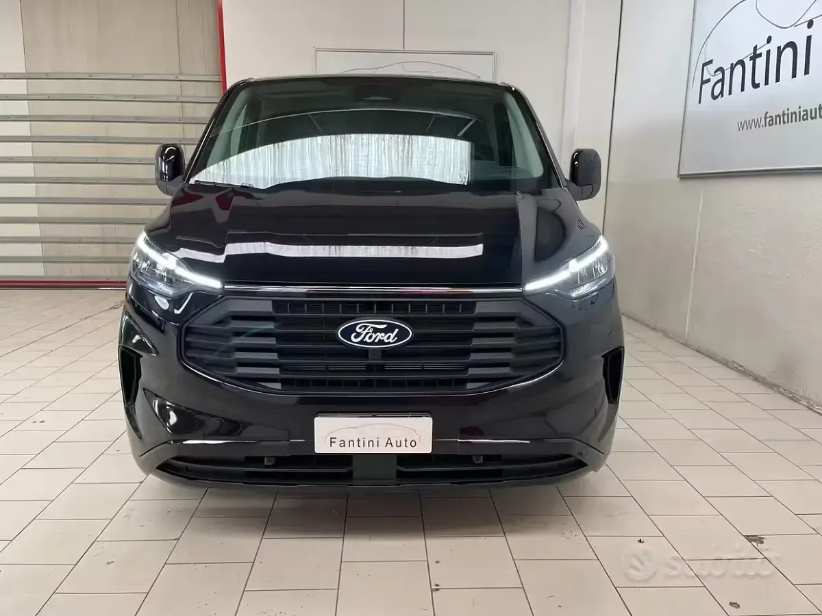 Nuova Ford Transit Custom Titanium 122 CV (89 kW) 2026 Nero Monovolume