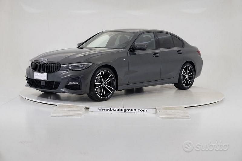 Nero Usata 2021 BMW 320e M Sport Tre volumi | 29.700 € (Buon prezzo) - Immagine 1/3