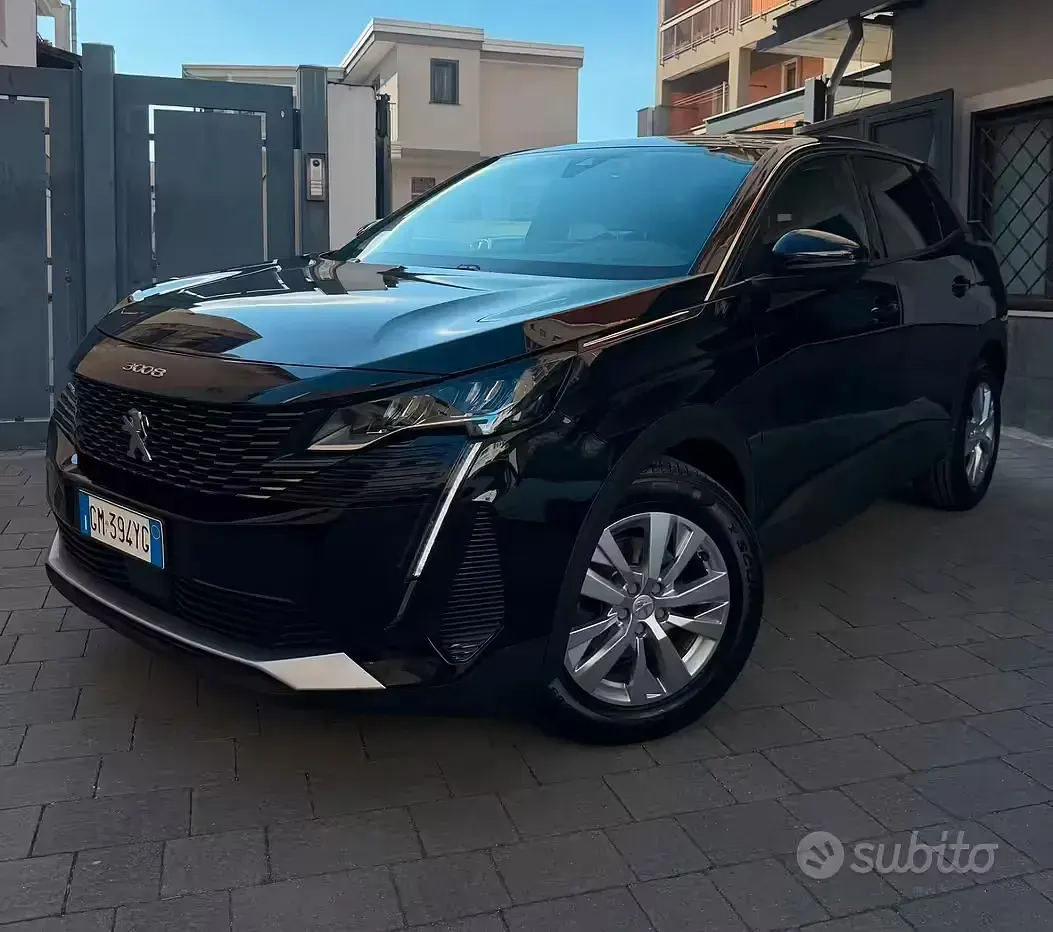 Usata Peugeot 3008 Active 131 CV (96 kW) 2023 Nero SUV