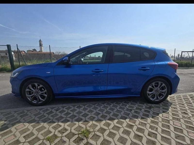 Usata Ford Focus Active 125 CV (91 kW) 2023 Blu/azzurro