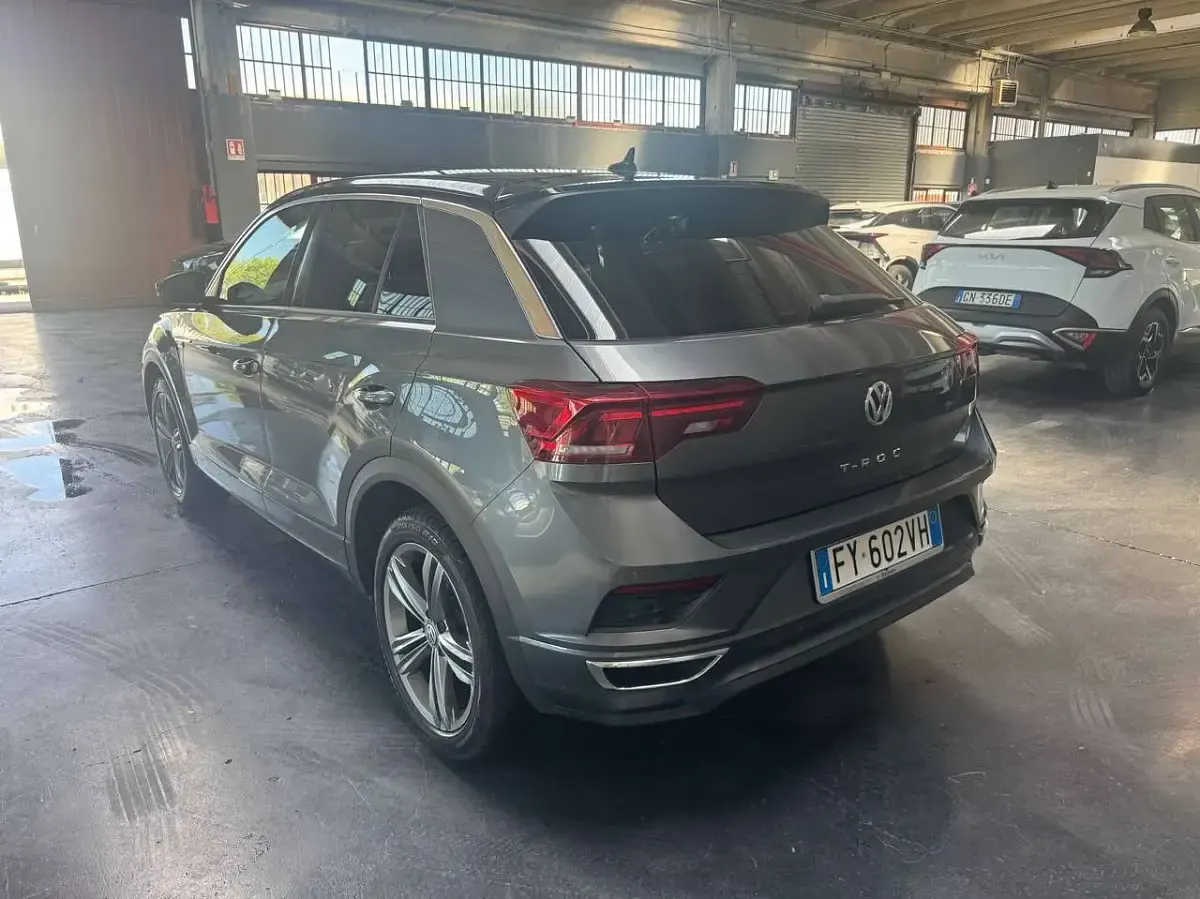 Usata VW T-Roc Advance 150 CV (110 kW) 2019 Grigio SUV