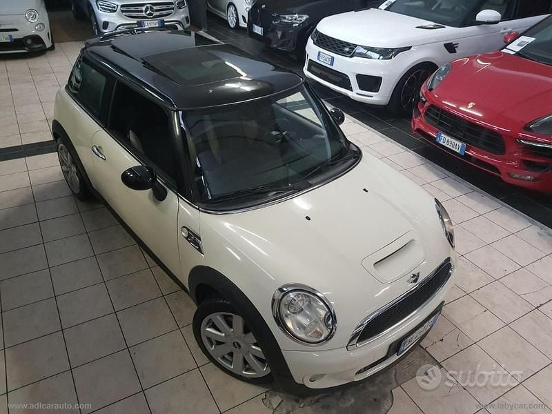 Usata Mini Cooper S 174 CV (127 kW) 2008 Beige Utilitaria
