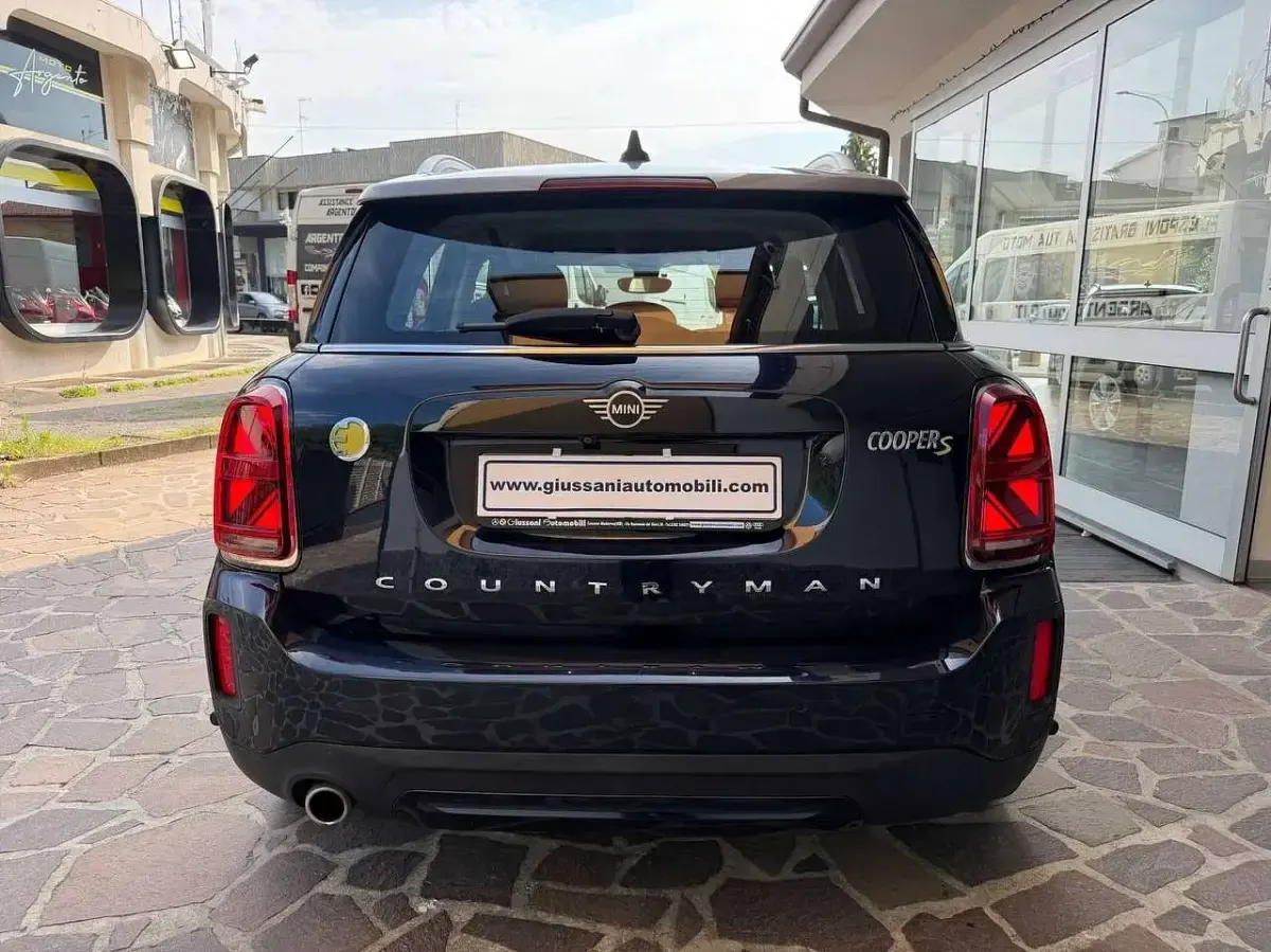 Usata Mini Cooper Countryman Business 125 CV (91 kW) 2022 Enigmatic black / tetto silver SUV