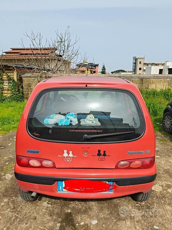 Usata Fiat 600 2002 Rosso