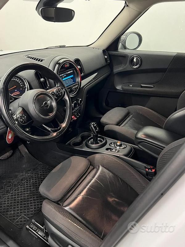 Usata Mini Cooper D Countryman Business 116 CV (85 kW) 2018 Bianco SUV