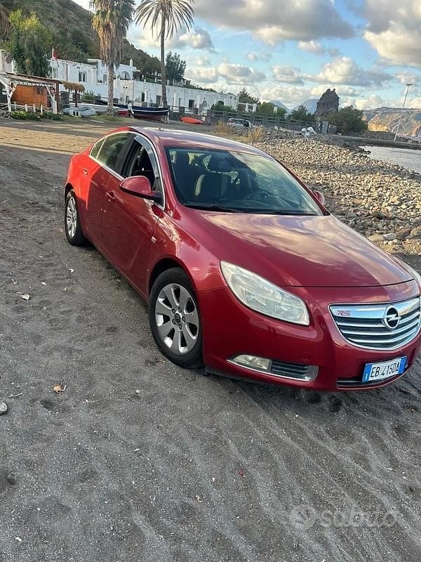 Usata Opel Insignia 160 CV (117 kW) 2010 Rosso Berlina