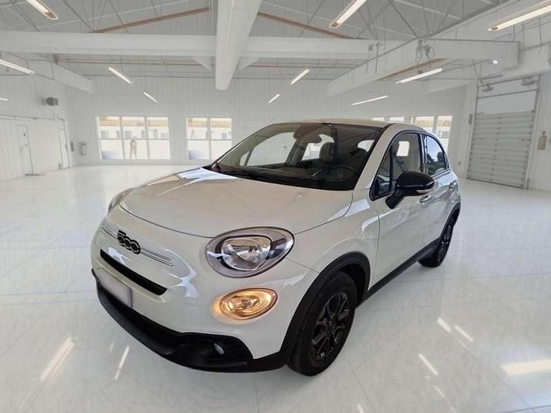 Bianco Usata 2022 Fiat 500X Club SUV | 16.550 € (Buon prezzo) - Immagine 1/4