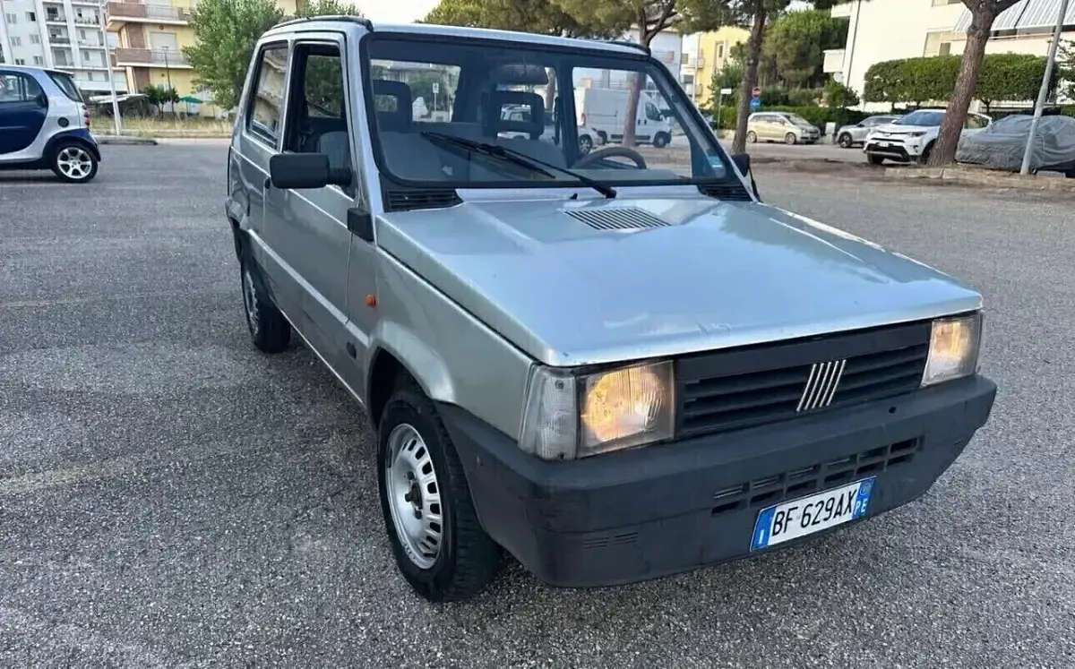 Usata Fiat Panda 39 CV (28 kW) 1999 Argento Berlina