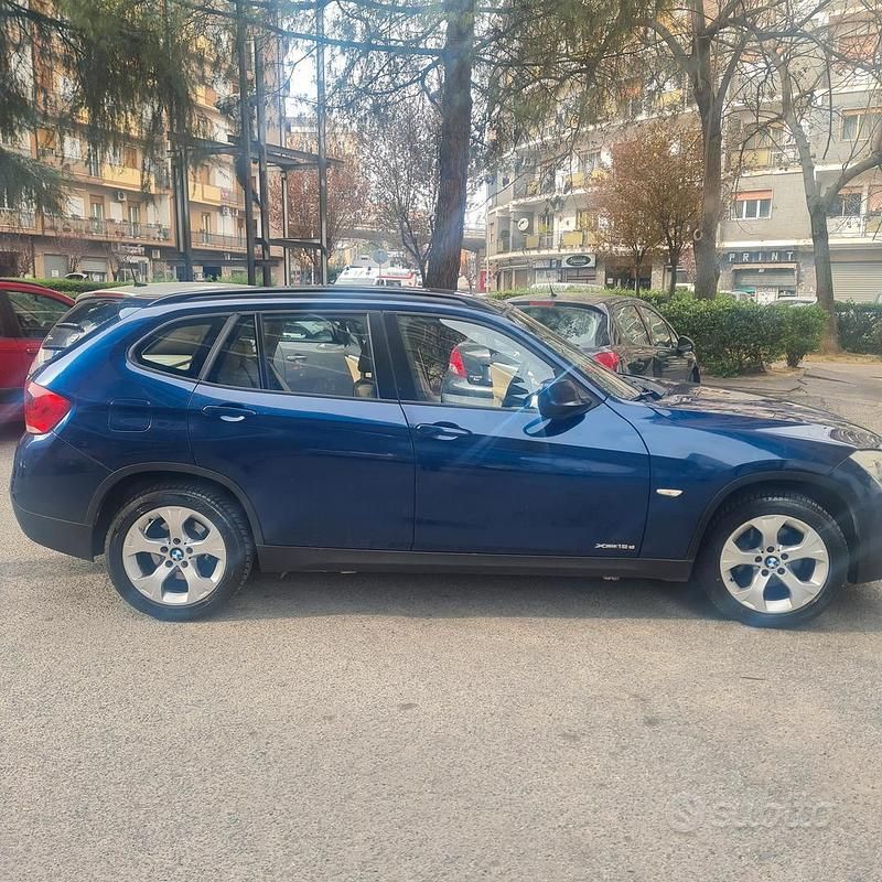 Usata BMW X1 143 CV (105 kW) 2010 Blu SUV