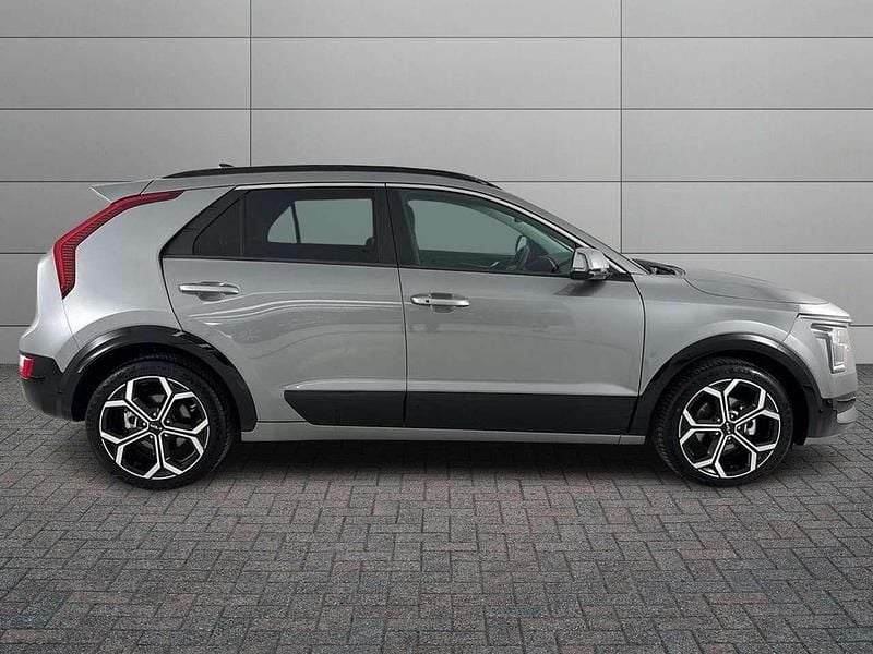 Nuova Kia Niro Style 171 CV (125 kW) 2025 (klg) steel grey met. SUV