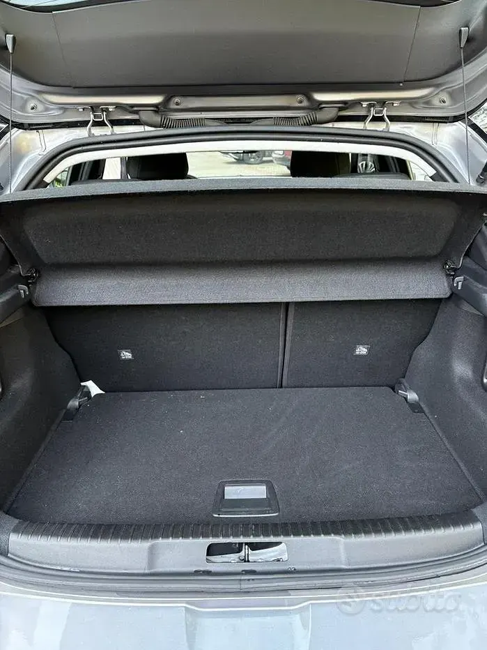 Usata Opel Mokka Elegance 110 CV (80 kW) 2022 Grigio SUV