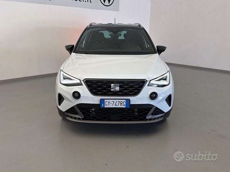 Usata Seat Arona FR 116 CV (85 kW) 2025 Bianco SUV