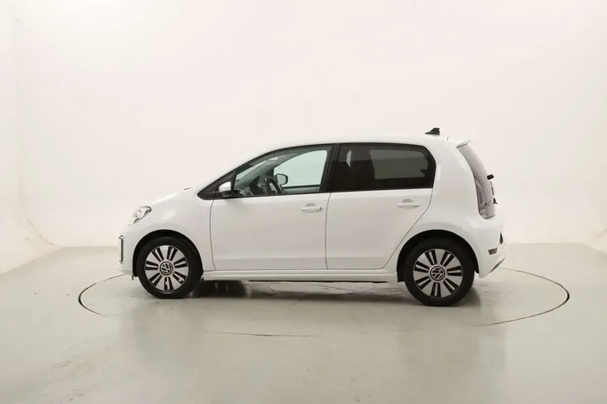 Usata VW e-up! 61 kW (83 CV) 2021 Bianco Utilitaria