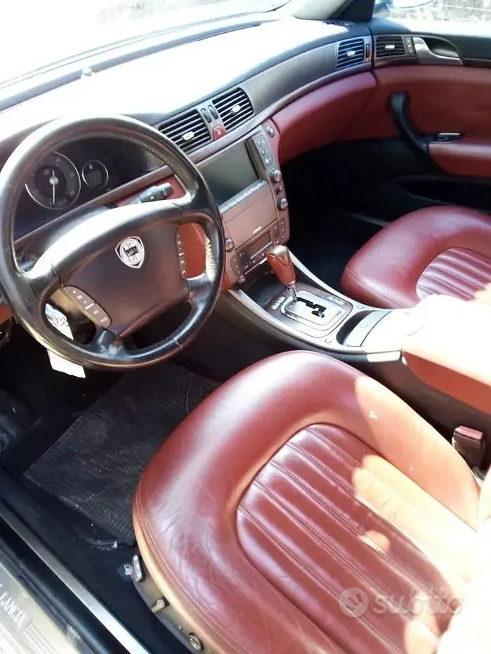 Usata Lancia Thesis 185 CV (136 kW) 2008 Grigio Berlina
