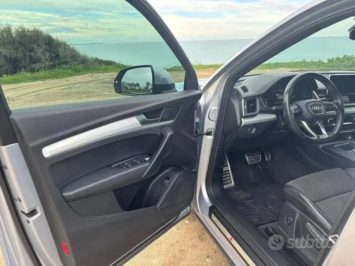 Usata Audi Q5 S-line plus 190 CV (139 kW) 2020 Grigio SUV