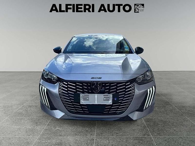 Usata Peugeot 208 Allure 101 CV (74 kW) 2024 Grigio Utilitaria