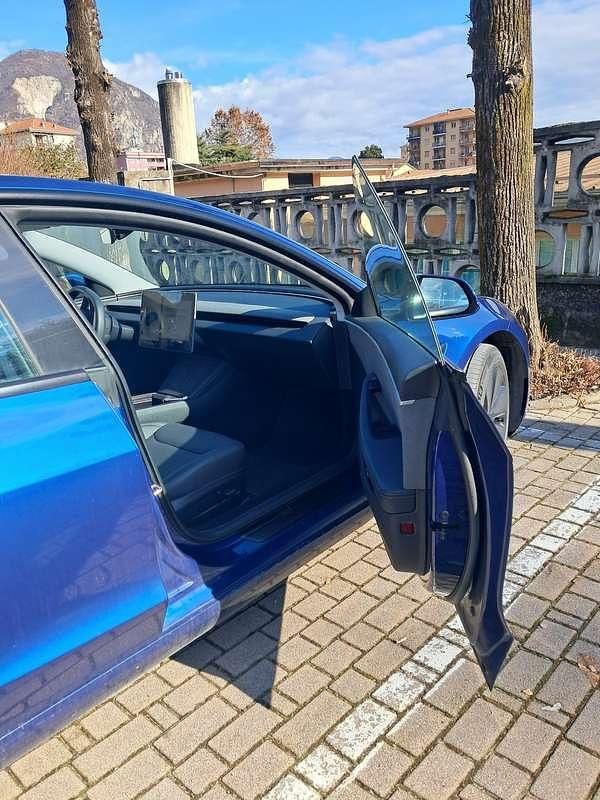Usata Tesla Model 3 Standard Range 88 kW (120 CV) 2024 Berlina
