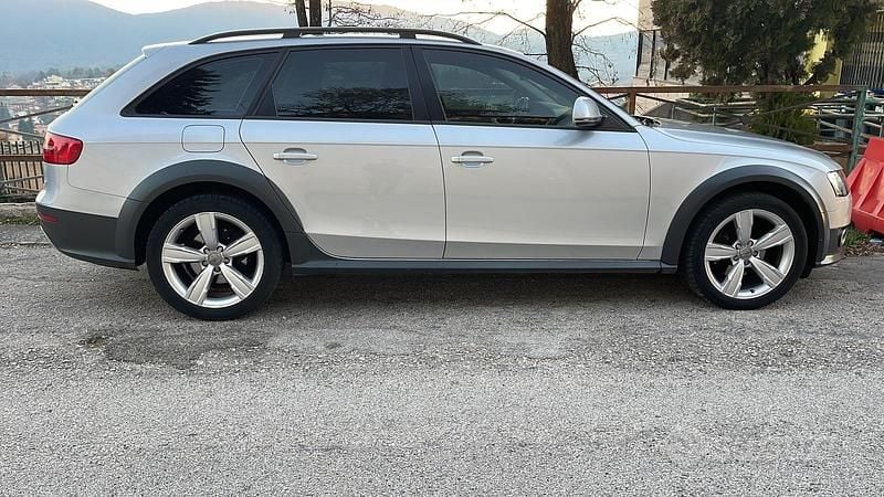 Usata Audi A4 Allroad Advanced Plus 177 CV (130 kW) 2012 Grigio Station wagon