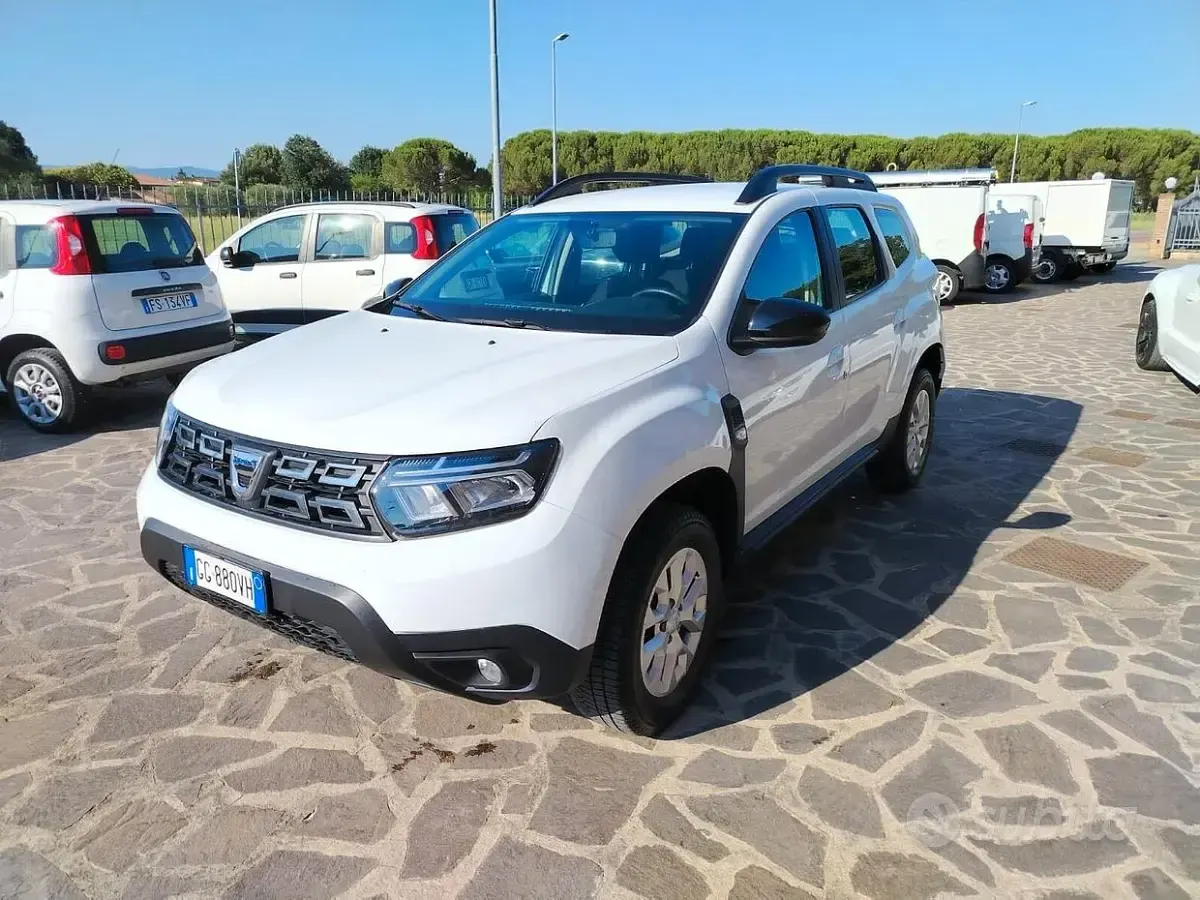 Usata Dacia Duster Prestige 101 CV (74 kW) 2022 Bianco SUV
