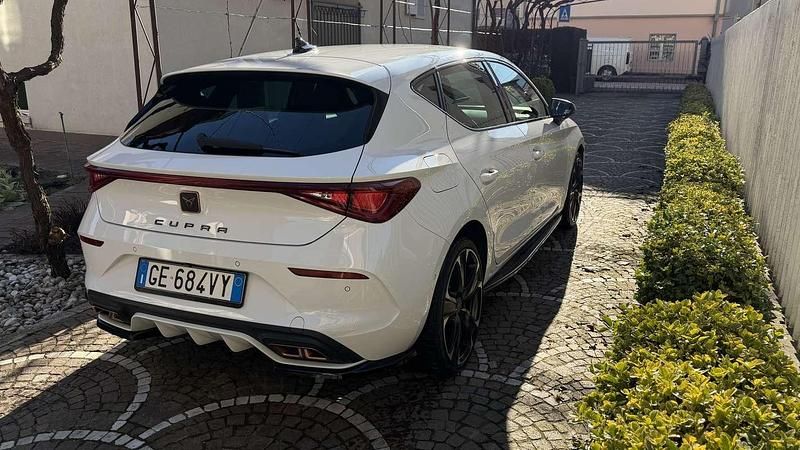 Usata Cupra Leon VZ2 150 CV (110 kW) 2021 Berlina
