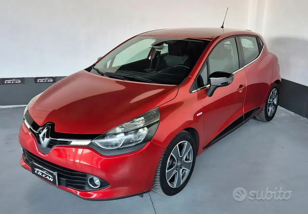 Second-hand Renault Clio IV 90 CP (66 kW) 2015 Berlinǎ