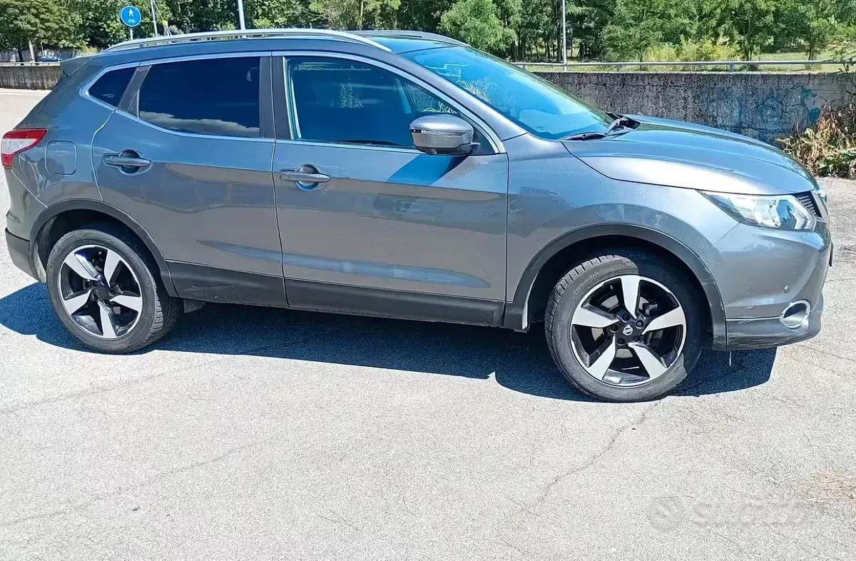 Usata Nissan Qashqai 115 CV (84 kW) 2018 Grigio SUV
