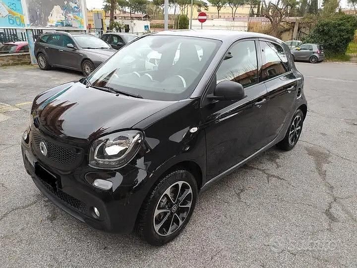 Nero Usata 2017 Smart ForFour Passion Utilitaria | 8500 € (Ottimo prezzo) - Immagine 1/4