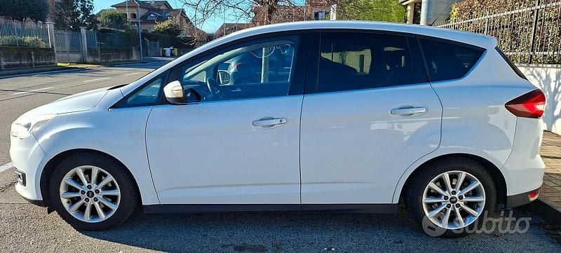 Usata Ford C-MAX Titanium 120 CV (88 kW) 2017 Bianco Monovolume