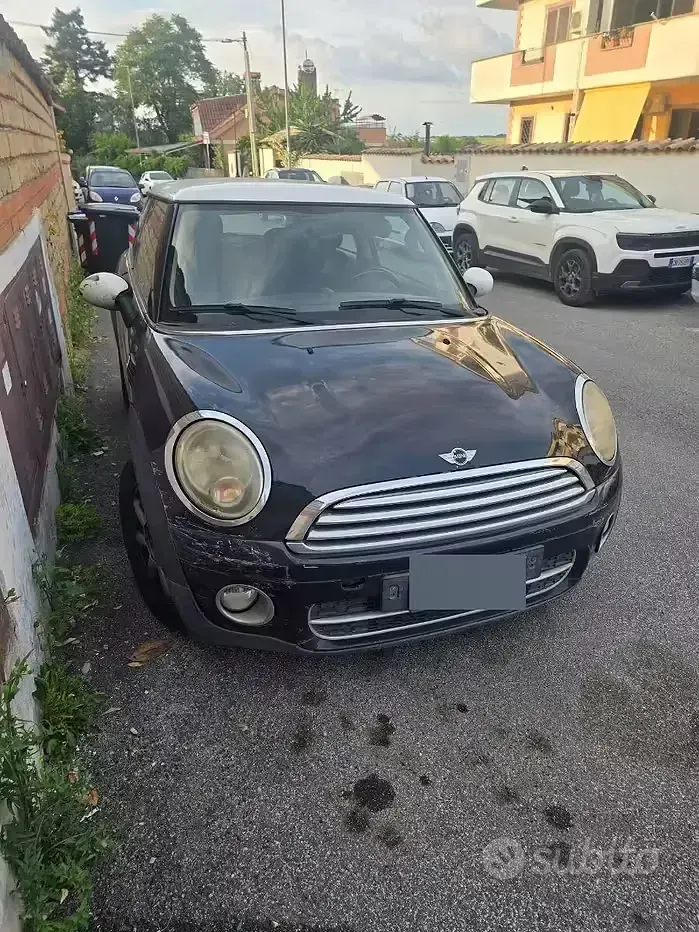 Usata Mini Cooper D 109 CV (80 kW) 2007 Nero Utilitaria